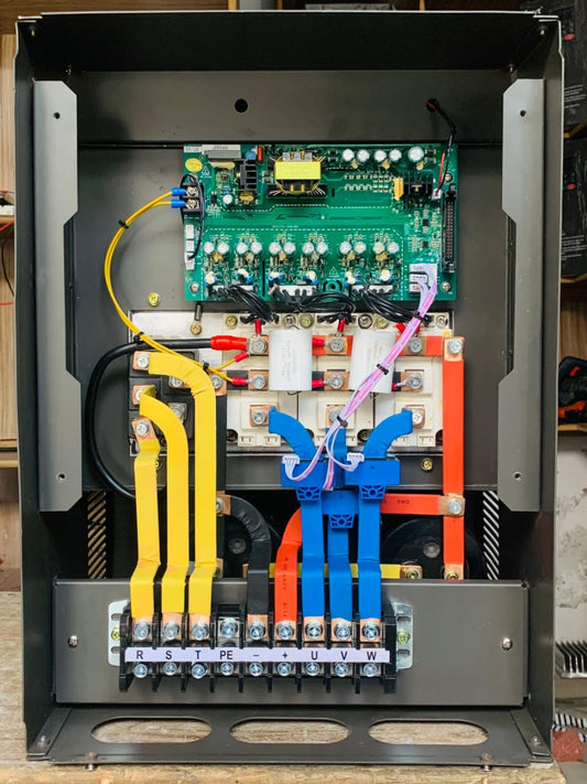 18/22 kW Intelligent VFD( Variable frequency drive). Reliable Industrial Power Solution